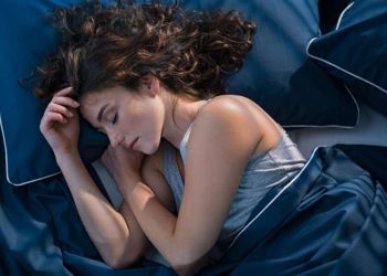 Scopri la tecnica di respirazione per addormentarti velocemente