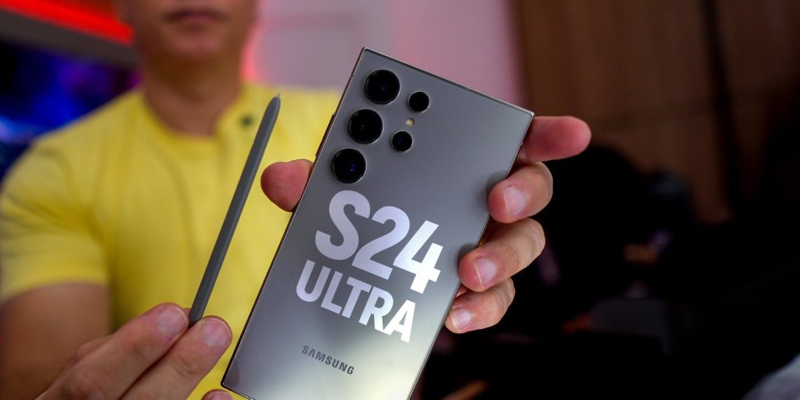 Galaxy S24 Ultra: il telefono Samsung incentrato sull'intelligenza artificiale ha fatto un grande passo avanti? | Analisi/revisione Galaxy S24 Ultra: il telefono Samsung incentrato sull'intelligenza artificiale ha fatto un grande passo avanti? | Analisi/revisione