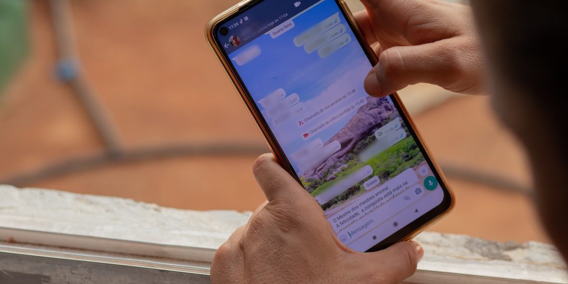 Scopri come inserire lettere colorate sul tuo WhatsApp Scopri come inserire lettere colorate sul tuo WhatsApp