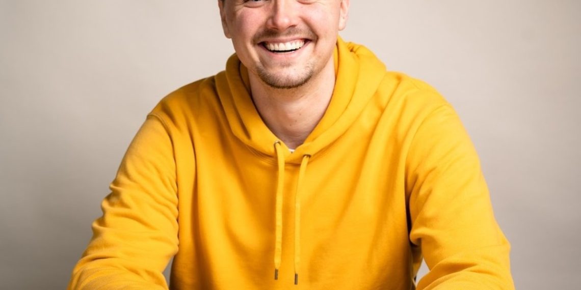 Appartamento con due camere da letto, Ford Focus 2015 e grandi donazioni: com'è la vita per l'erede dell'ex CEO di Microsoft Steve Ballmer |  mondo Appartamento con due camere da letto, Ford Focus 2015 e grandi donazioni: com'è la vita per l'erede dell'ex CEO di Microsoft Steve Ballmer |  mondo