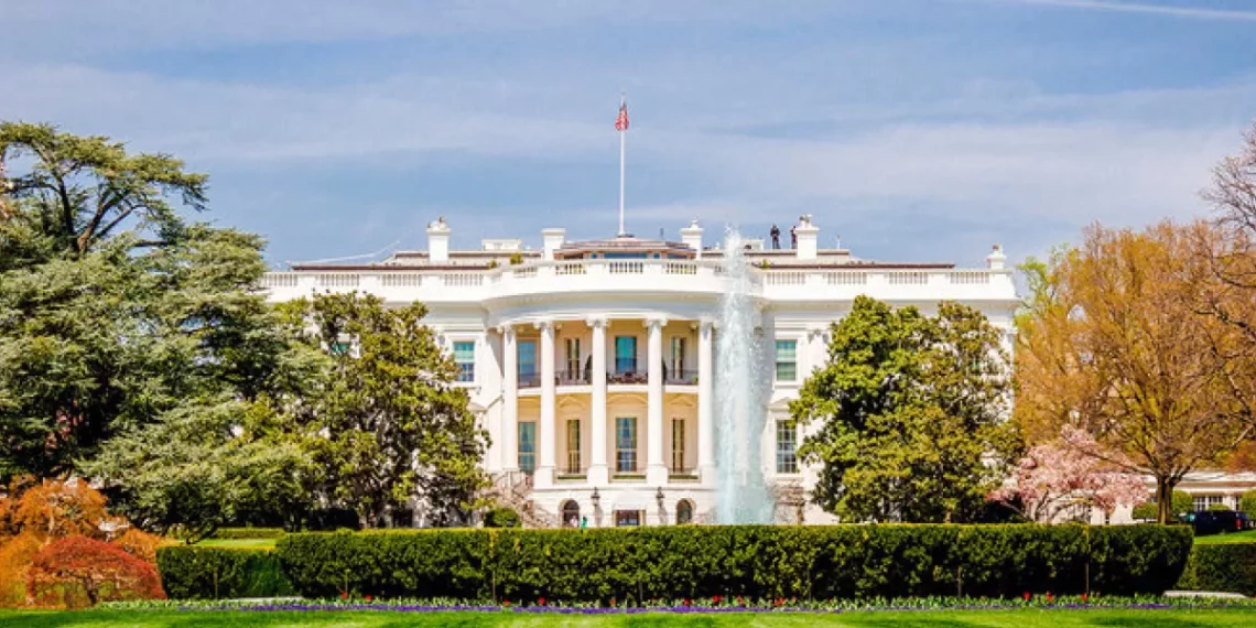 Gli Stati Uniti vogliono stabilire uno standard temporale sulla Luna