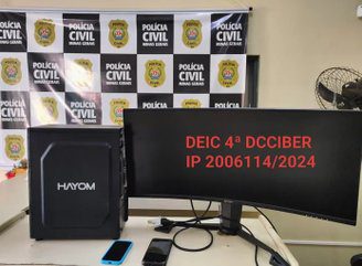Dispositivi elettronici sequestrati durante l'operazione.  (Foto: Polizia Civile SP)
