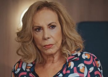 La bomba familiare è tutto!  Frida è viva e aiuta i nipoti nel compito dell’eredità · Telegiornale