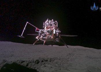 La sonda ritorna sulla Terra e la Cina diventa il primo paese a ottenere campioni dal lato nascosto della Luna  Scienze