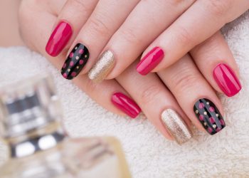 Preparati per il Salone: Risposte alle Domande Frequenti sulle Unghie Acriliche