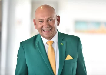 Elon Musk possiede 975 miliardi di real brasiliani, ma Vio da Havane sorprende con la sua ricchezza!