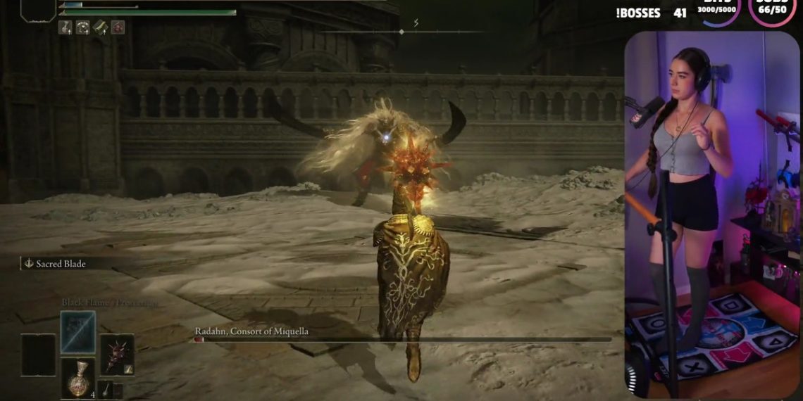 Lo streamer sorprende e rilascia il nuovo DLC Elden Ring con tappetino da ballo Lo streamer sorprende e rilascia il nuovo DLC Elden Ring con tappetino da ballo