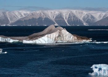 Perché lo scioglimento dei ghiacci polari allunga le giornate sulla Terra?  Un pianeta