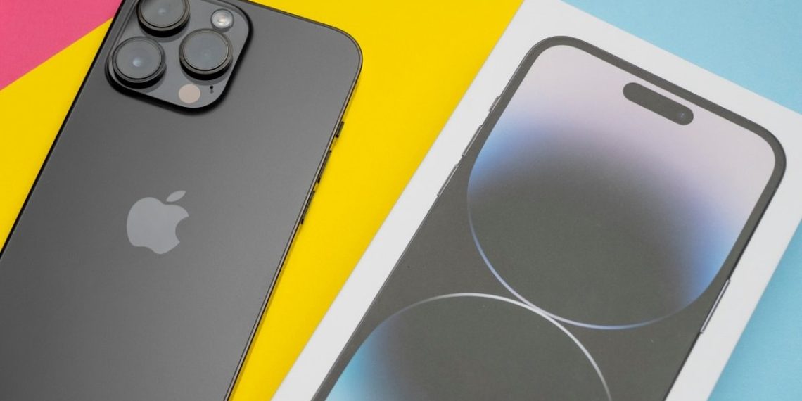 Apple conferma la data dell’evento che rivelerà l’iPhone 16; Lui guarda Apple conferma la data dell’evento che rivelerà l’iPhone 16; Lui guarda
