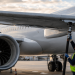 Carburante aereo, l’Ue apre al cherosene americano: cosa cambia per voli e compagnie