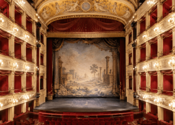 Teatro Valle di Roma, concluso il restauro da oltre 11 milioni di euro: riapertura dopo 16 anni Teatro Valle di Roma, concluso il restauro da oltre 11 milioni di euro: riapertura dopo 16 anni